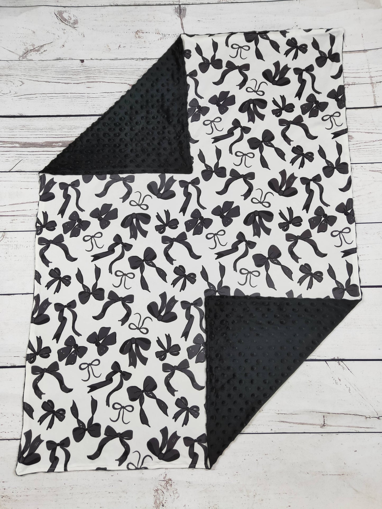 Baby Girl Black Bow Printed Blanket