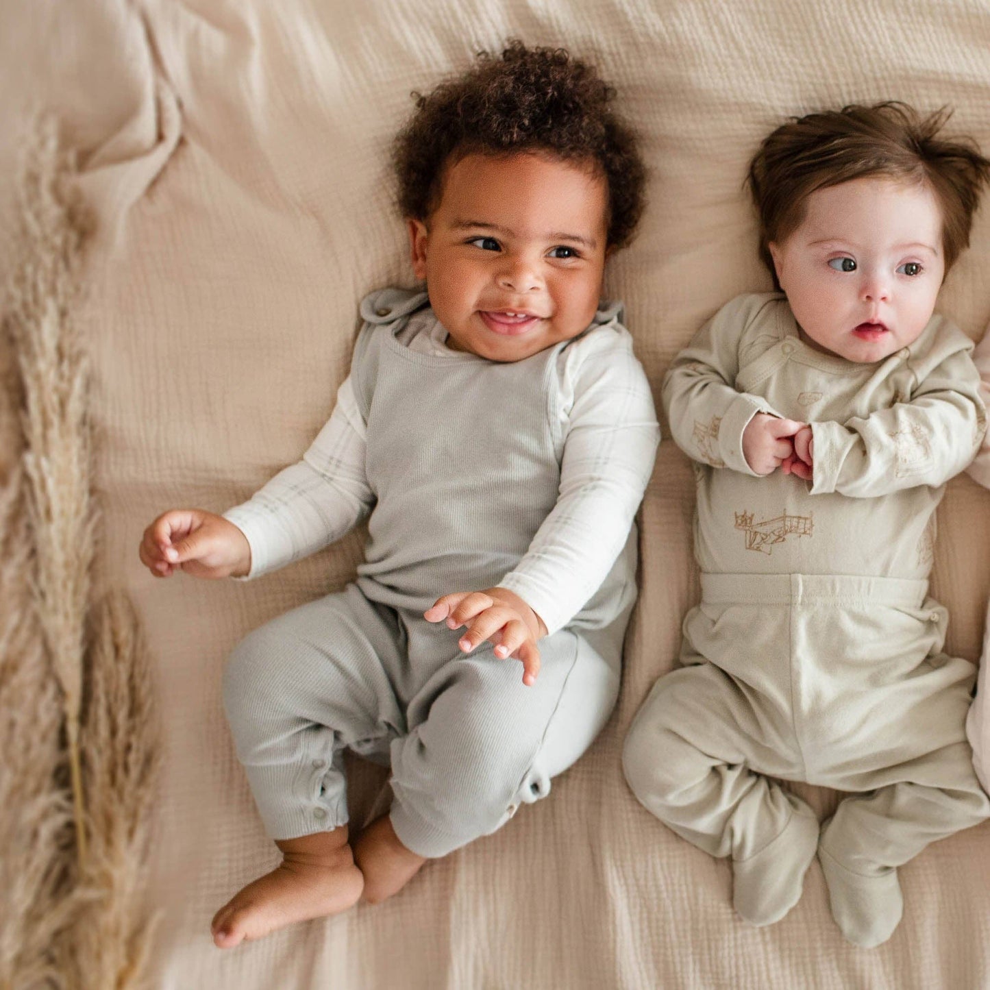 Plaid Infant Boy Jumpsuit & Bodysuit Set