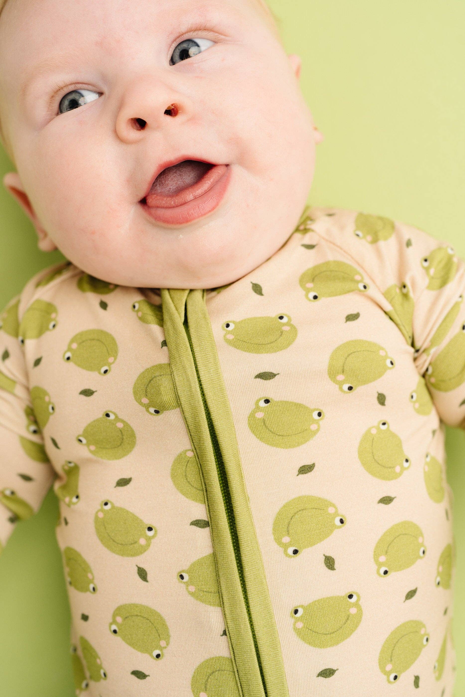 Froggy Friends Bamboo Sleeper
