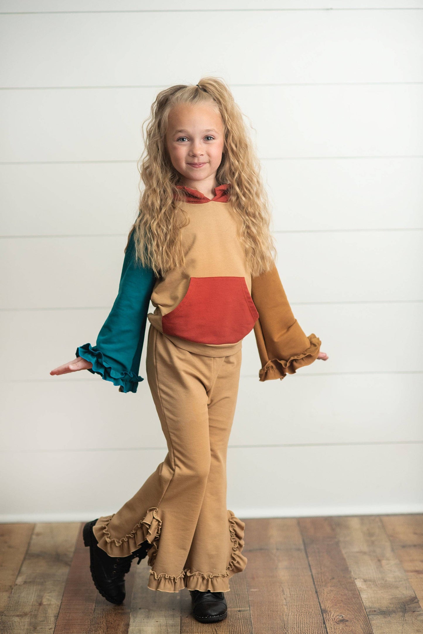 Kids Rust & Brown Color Block Hooded Ruffle Pocket Fall Set