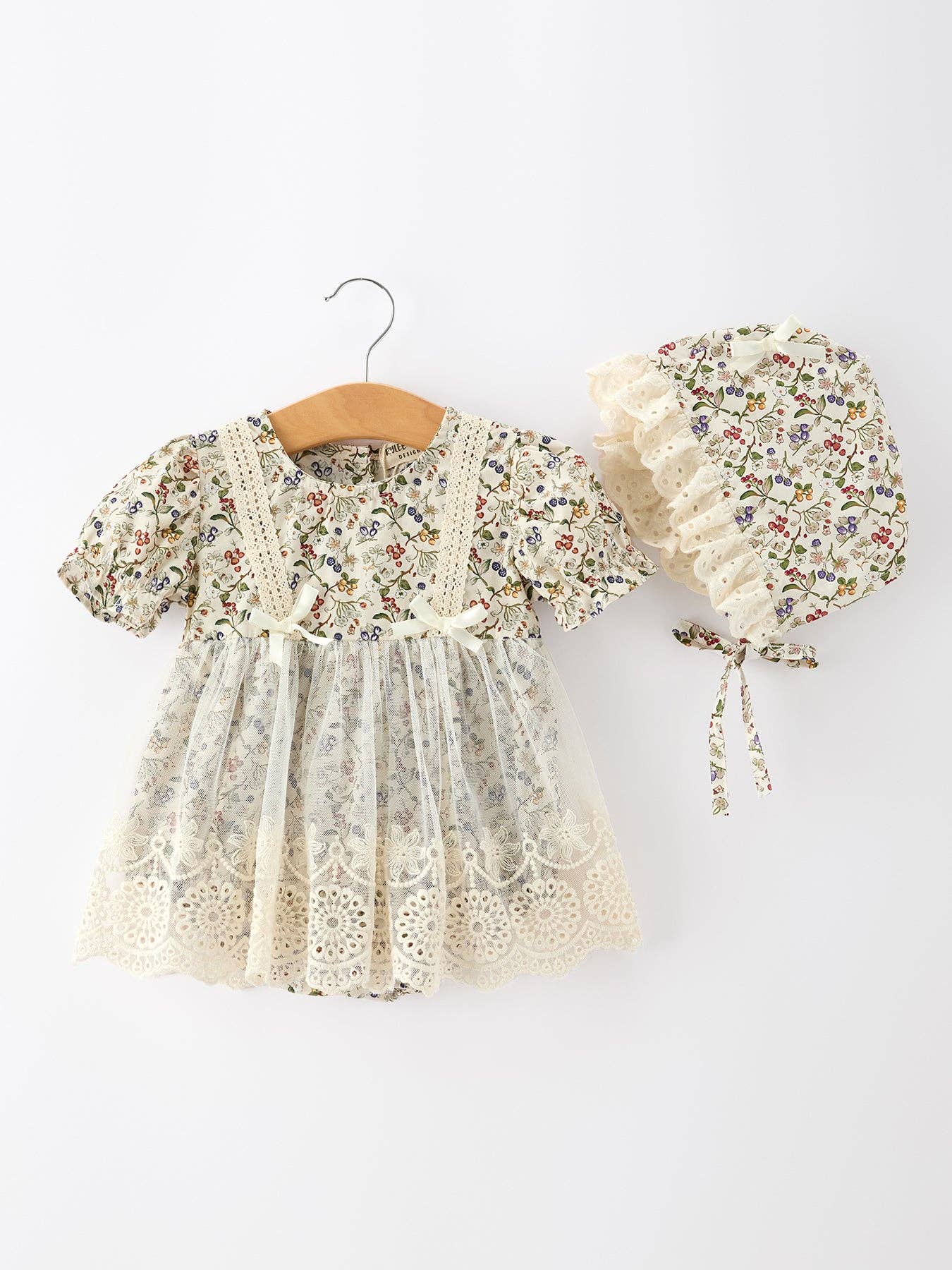 Floral Lace Baby Girl Romper With Bow Ruffle And Hat
