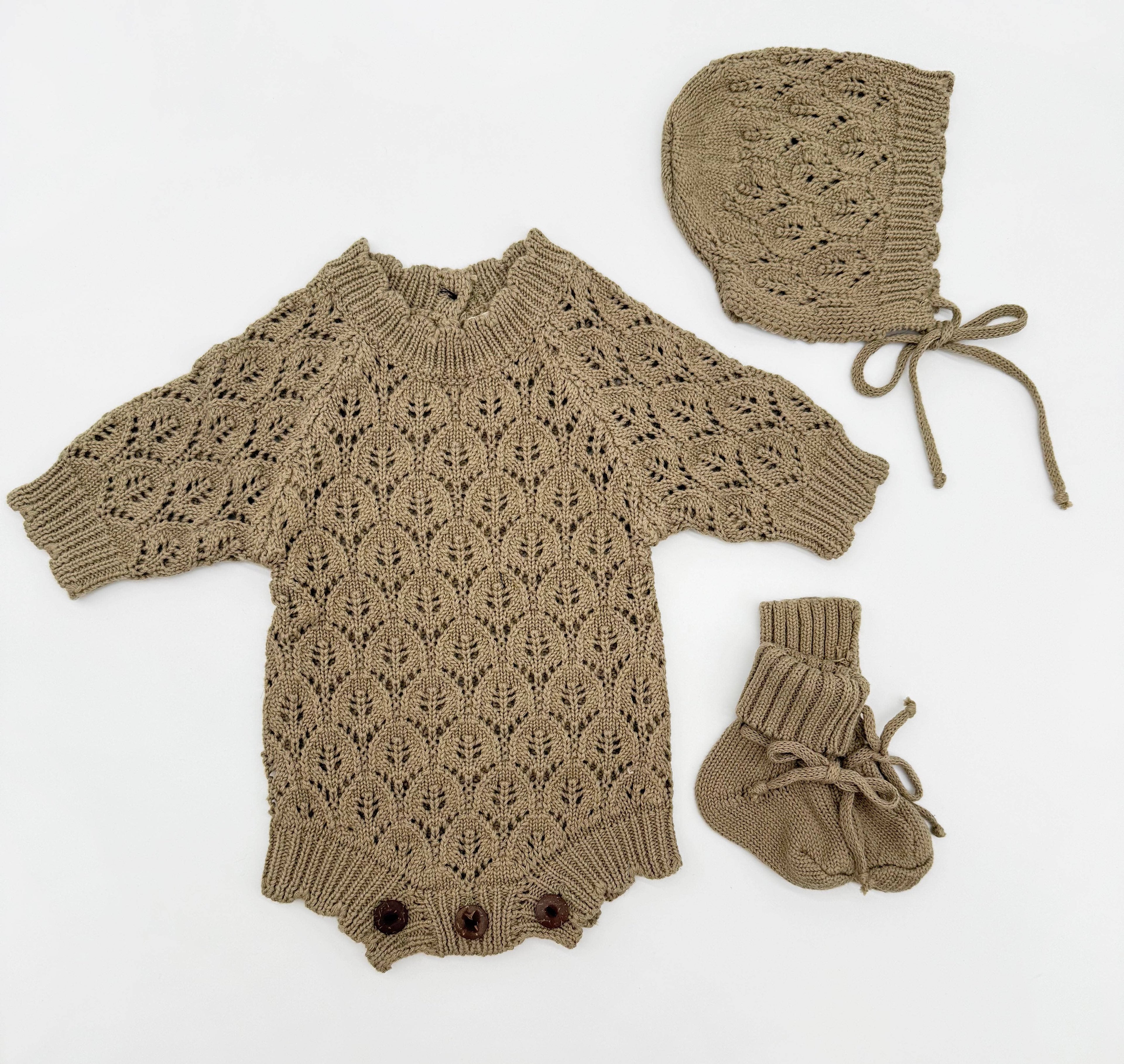 Willow Lacy Romper: PREEMIE