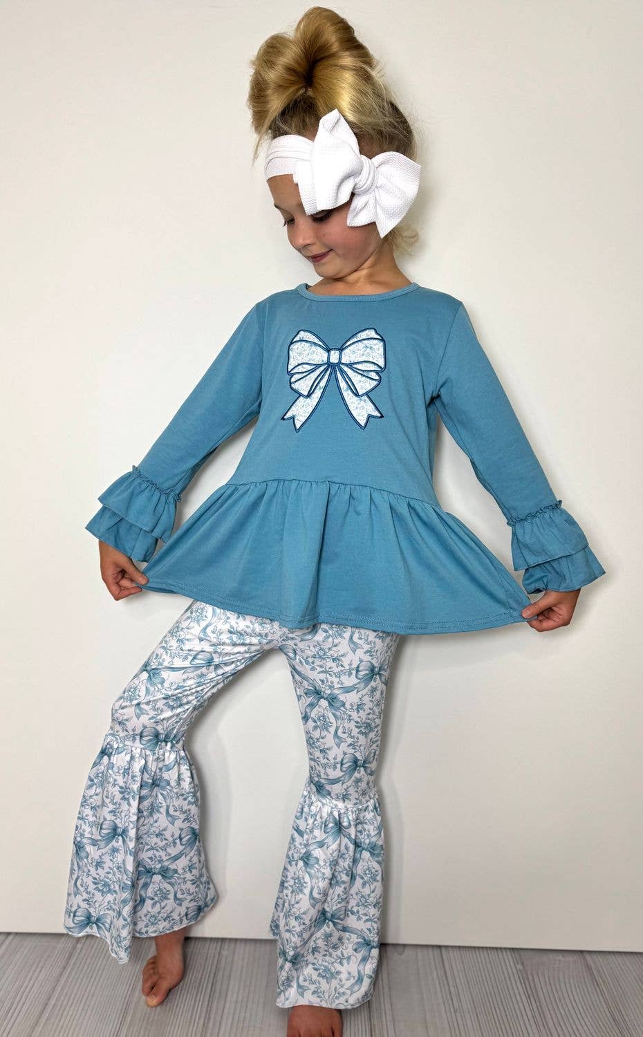 Bow Belle Girls Set - embroidery
