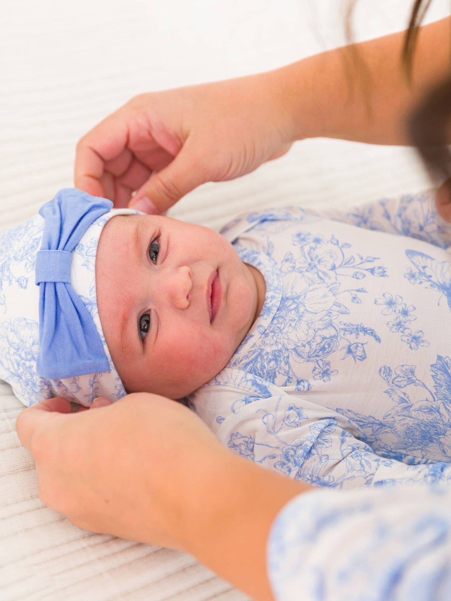 SoftSnooze™ Baby Girls Bamboo Viscose Periwinkle Butterfly Garden Ruffle Knotted Sleep Gown & Bow Hat Set