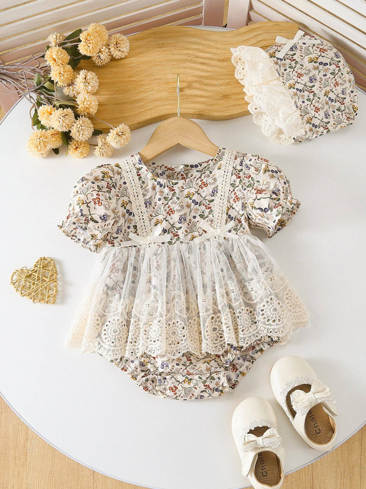 Floral Lace Baby Girl Romper With Bow Ruffle And Hat