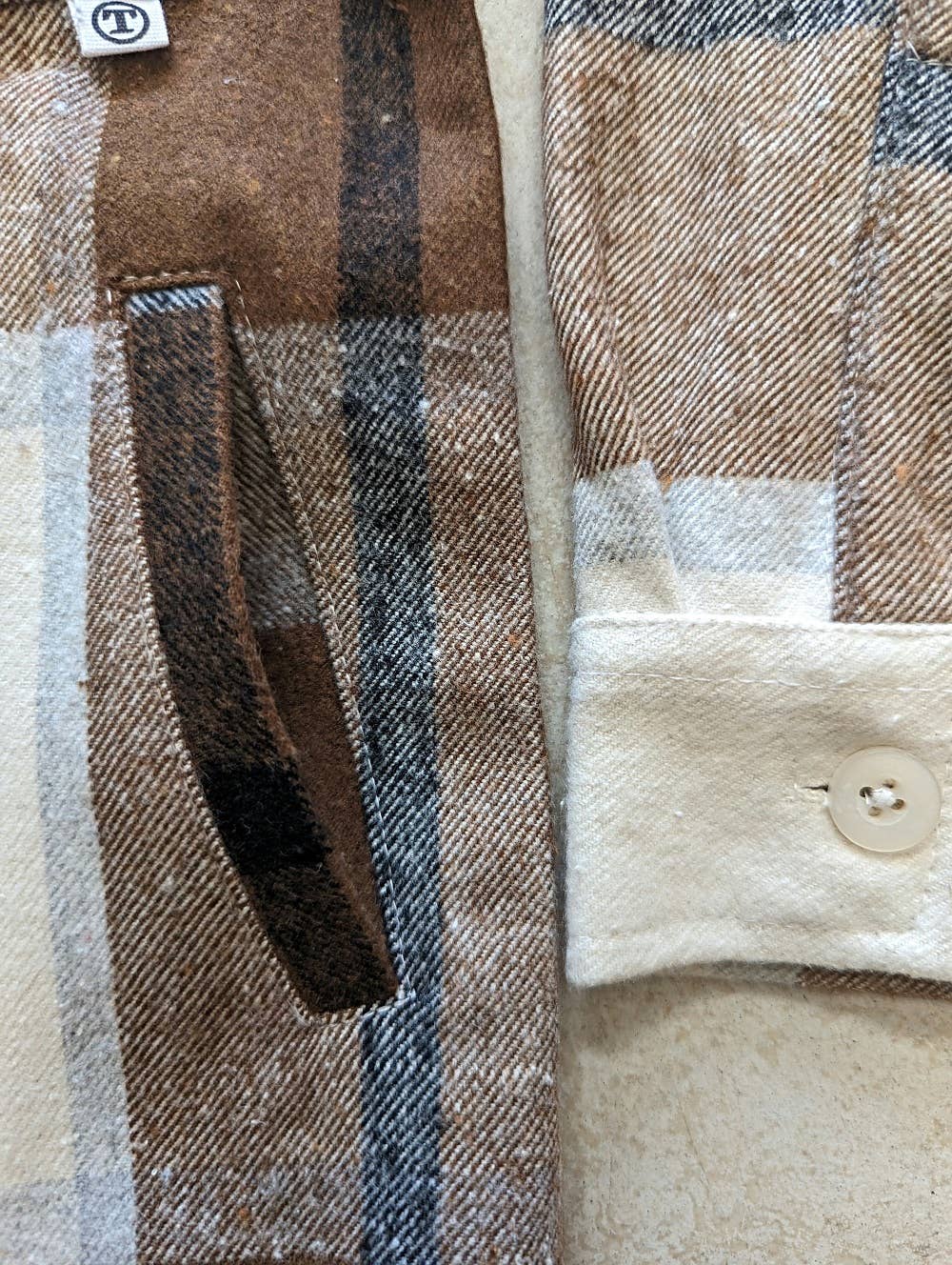 Button Down Flannel Shacket(brown)