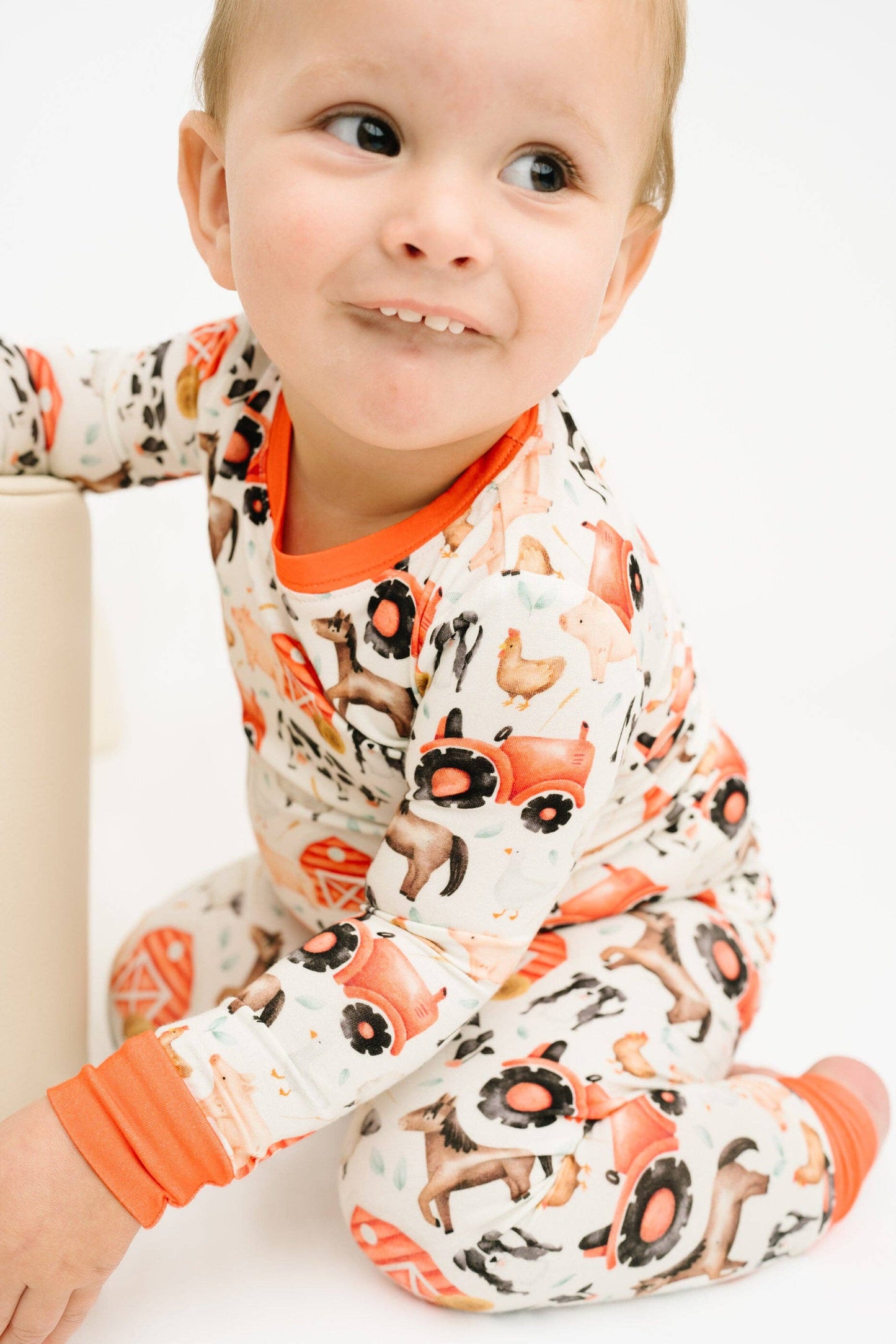 Little Red Barnyard Bamboo Set