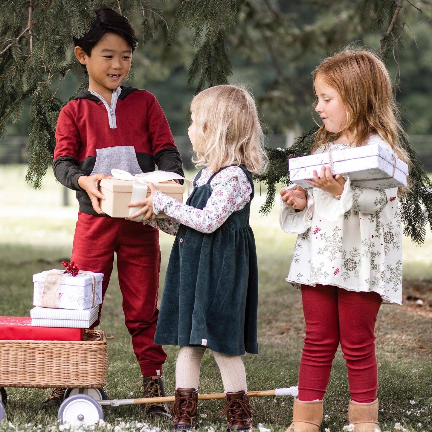 Holiday Snowflakes Organic Tunic & Pants Set