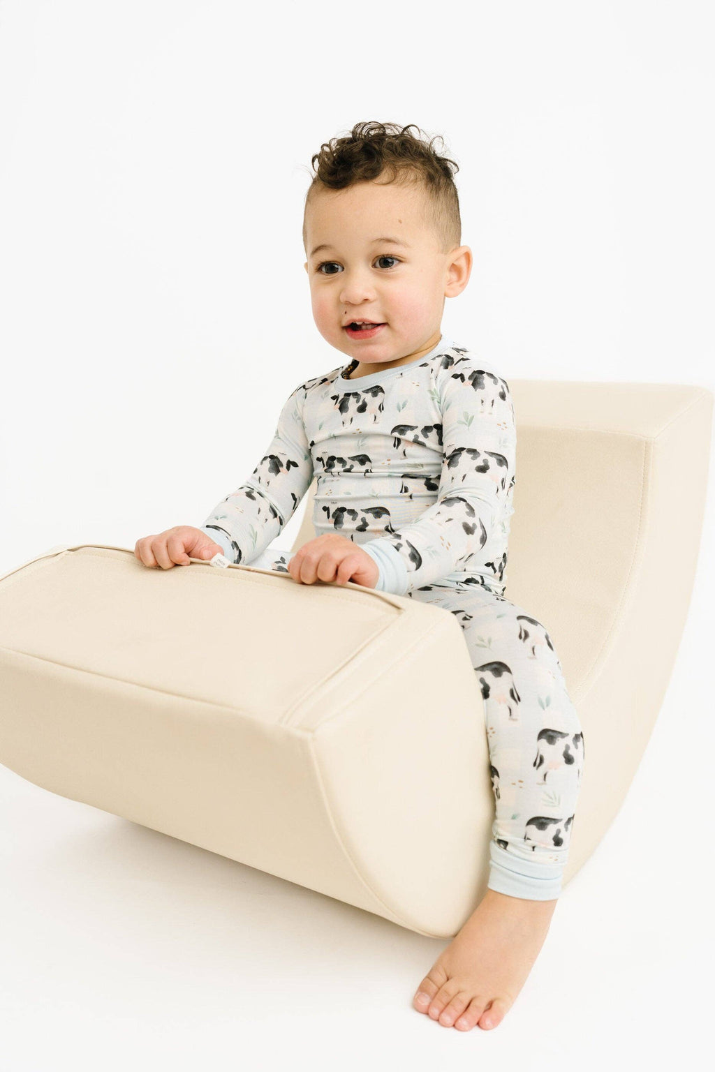 Dairy Cow Bamboo Set