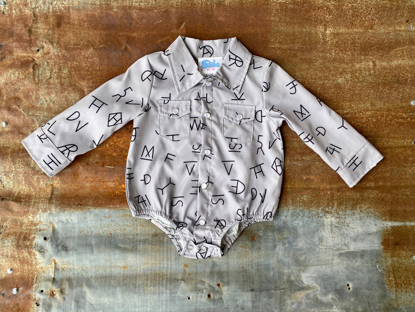 Boys Print Pearl Snap Onesie - SNAP06