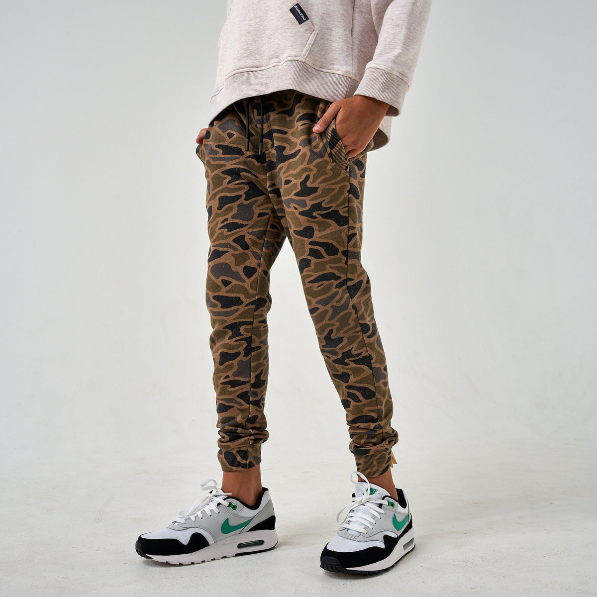 YOUTH FLEECE JOGGER